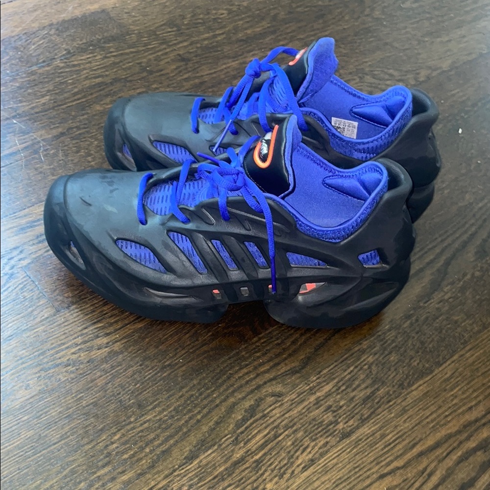 Adidas Men's Black and Blue Sneakers